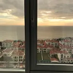 Apartamento в аркадии с видом на море *