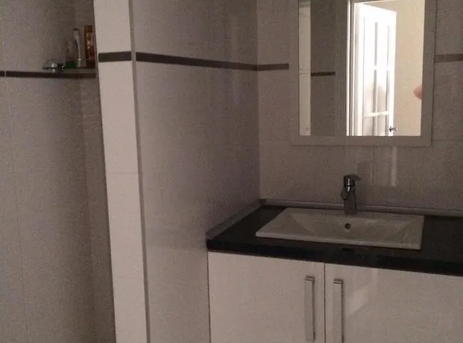 в аркадии с видом на море